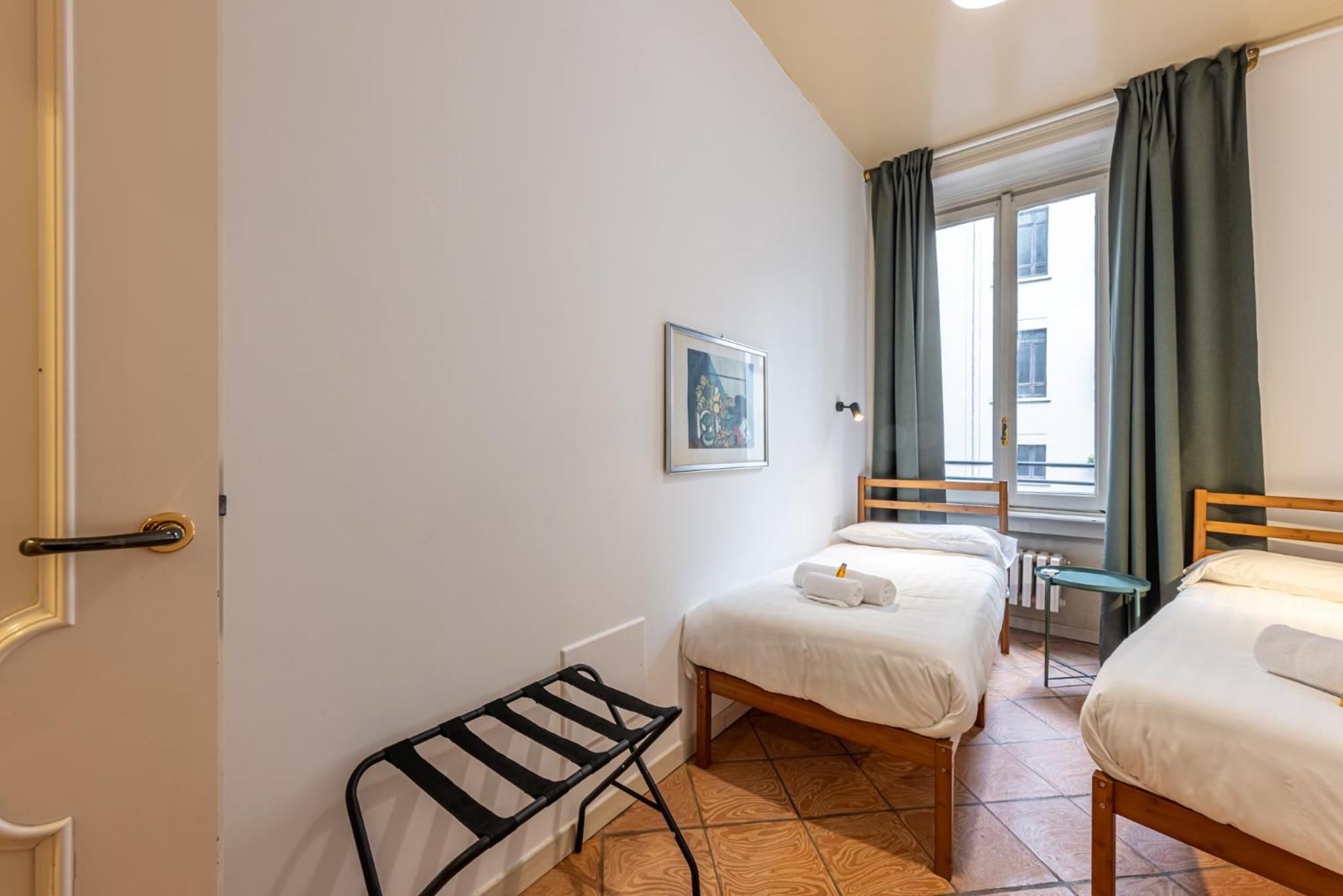 Apartment Vigentina 2bedroom Next To Metro Mailand